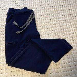 Navy Figs - Yola Skinny Scrub Pant - Size Small Petite